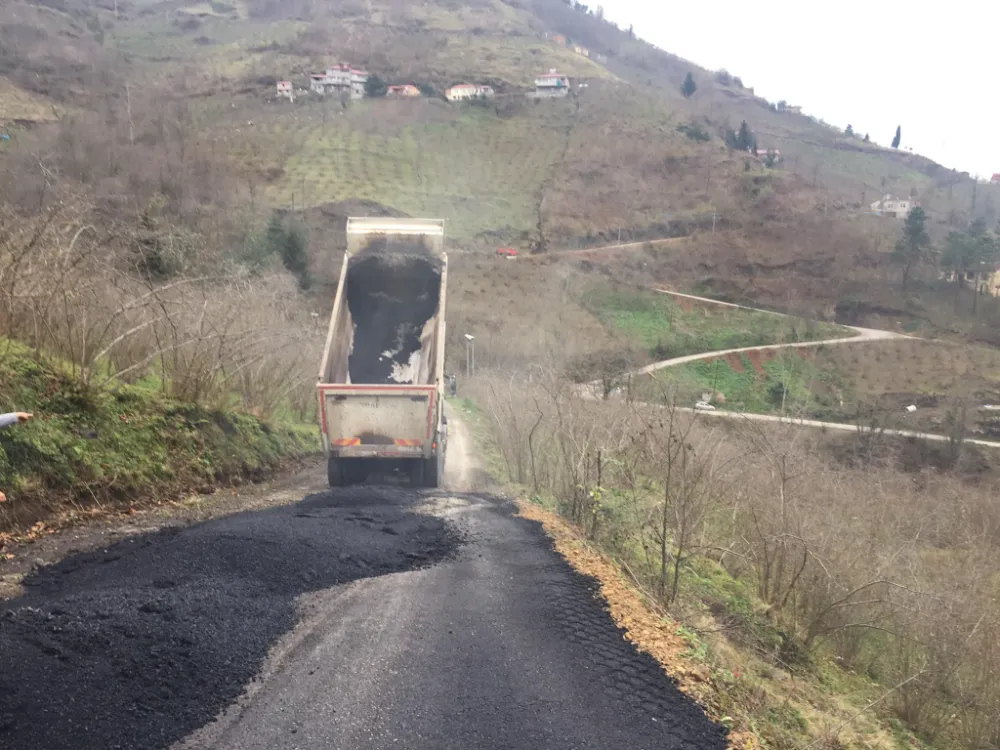 Köprücek – Fevziye - Karatepe Mahalleleri Ana Bağlantı Yolu Asfalt Çalışması Hızla İlerliyor
