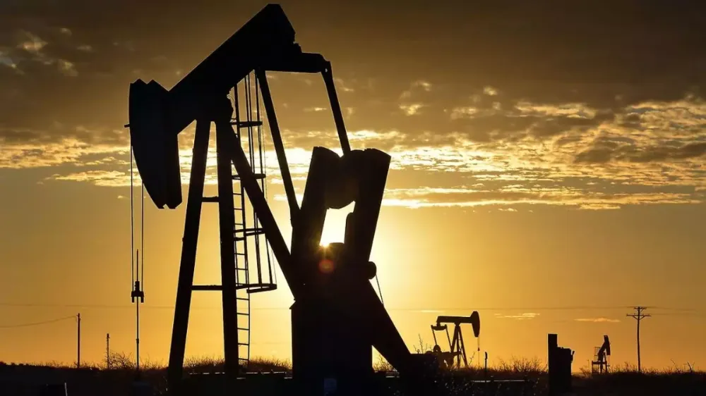 Petrol fiyatları çakıldı