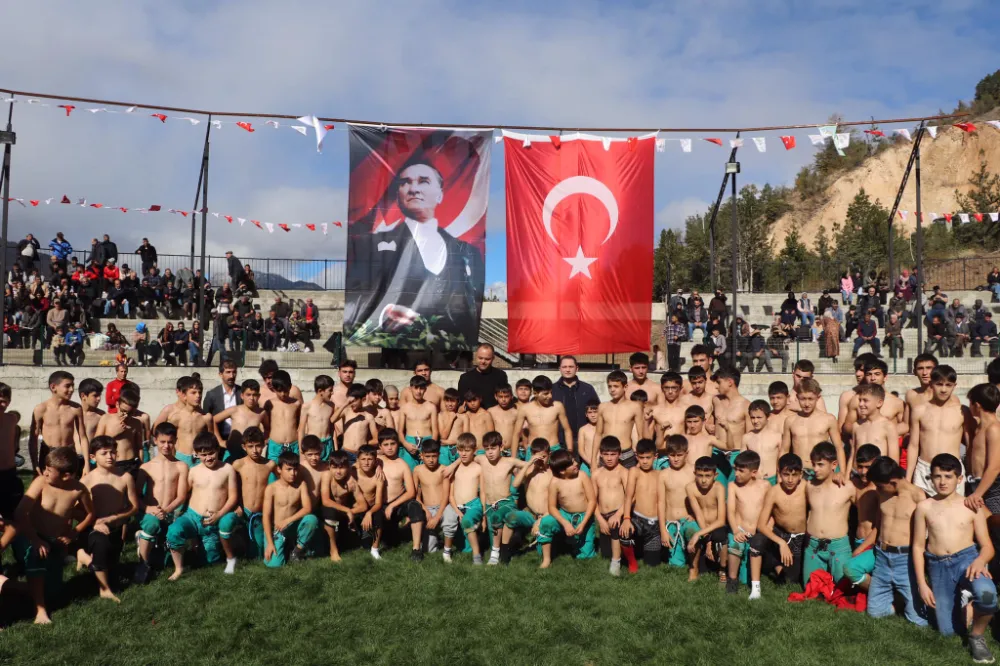 Yusufeli Geleneksel Karakucak Güreşleri Festivali Coşkuyla Tamamlandı