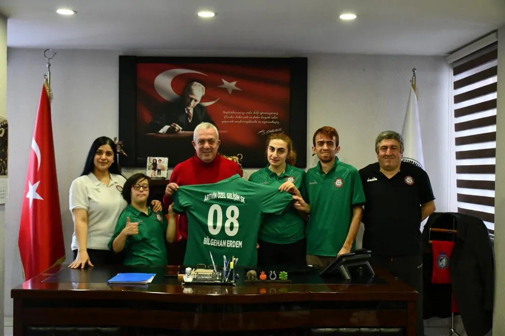 Artvin Özel Gelişim Spor Kulübü’nden Başkan Erdem’e Ziyaret