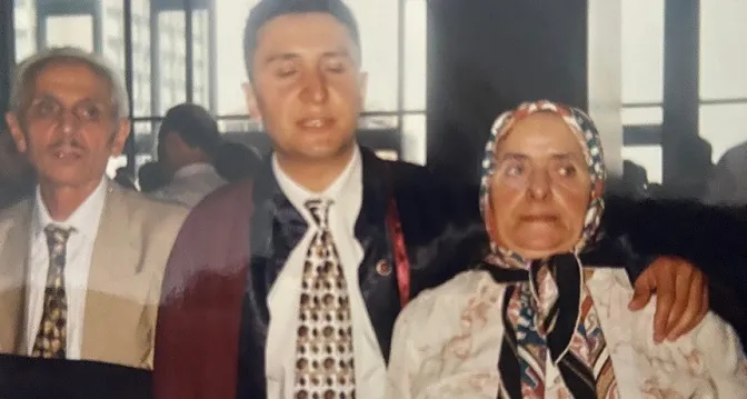 Doç. Dr. Hızır Kazdal’ ın Annesi Toprağa Verildi