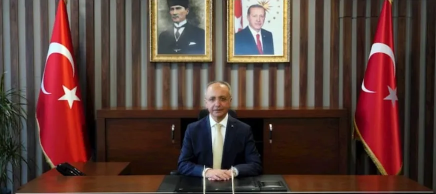 İstanbul Ümraniye’ nin Yeni Kaymakamı Çayeli’ li Yüksel Çelik Oldu