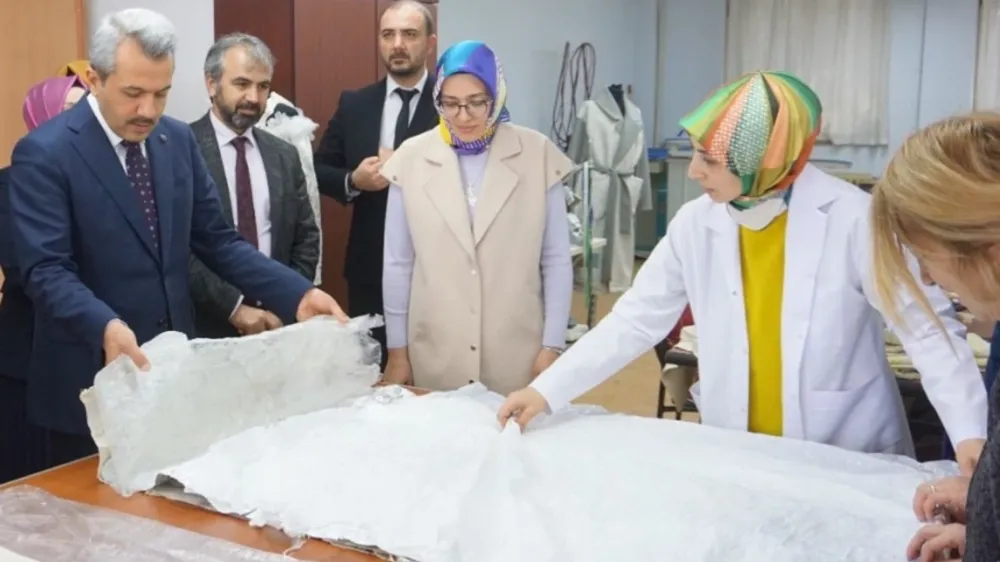 Rize Valisi Talip Kahraman El Sanatları Atölyesinde İncelemelerde Bulundu