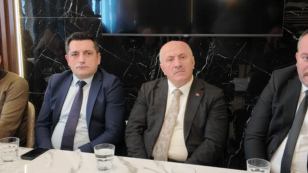 Rize Dolmuşları Çayeli’ne AK Parti’li Meclis Üyeleri Yüzünden Giremiyor!