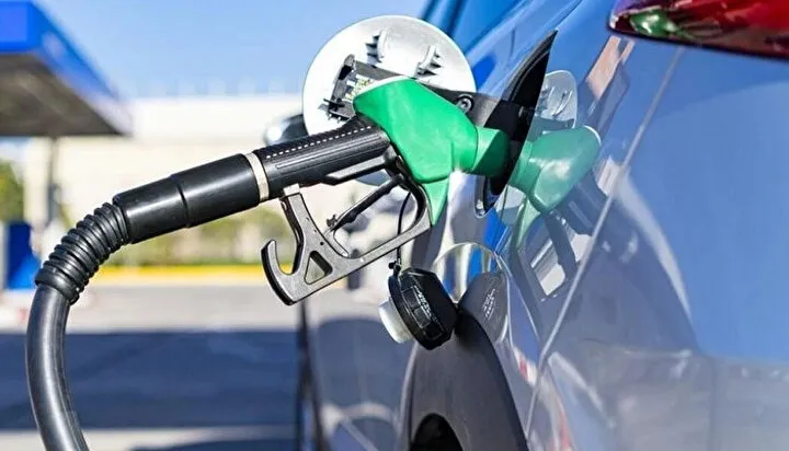 Akaryakıt fiyatları yerinde durmuyor! Motorinden sonra benzine de zam geliyor!