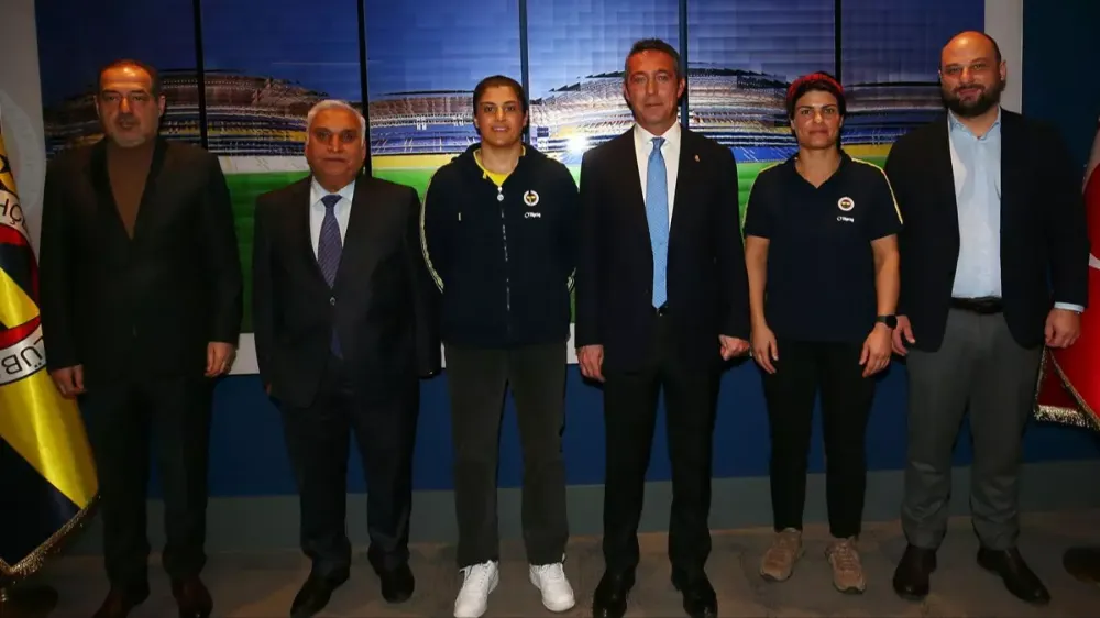 Fenerbahçe, Busenaz Sürmeneli