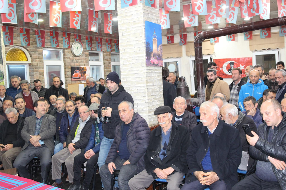 Deregözü Mahallesi Coşkuyla Karşıladı, Başkanlar Vatandaşlarla Buluştu