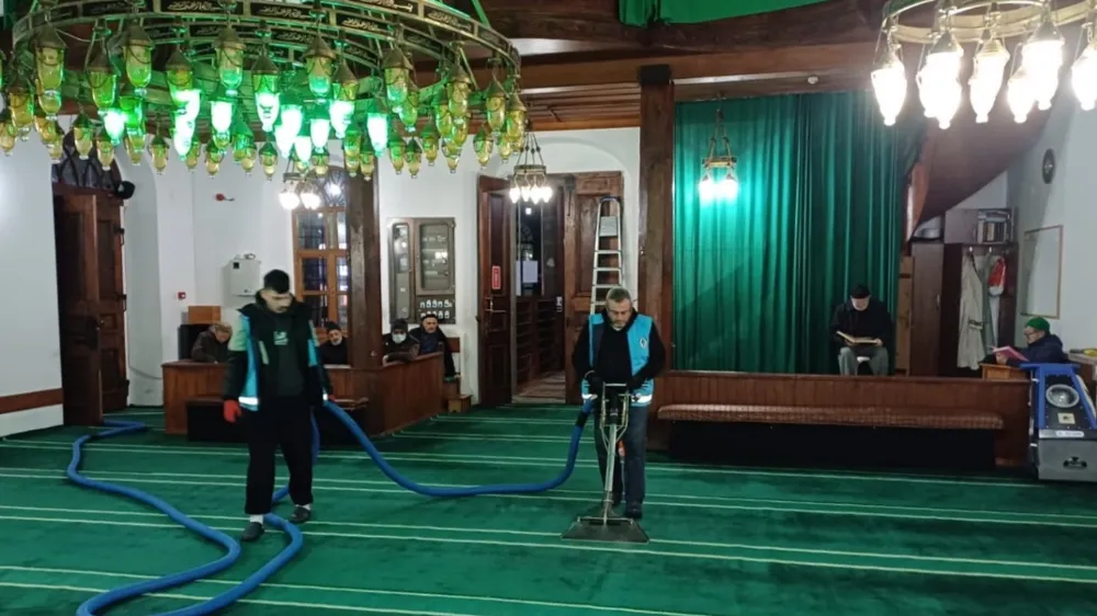 Rize Belediyesi’nden Ramazan Ayı Öncesi Camilerde Temizlik