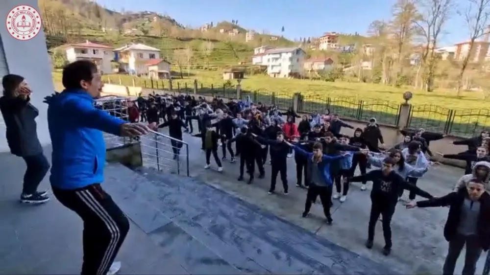 Öğrencilere sabah enerjisi: önce spor, sonra ders