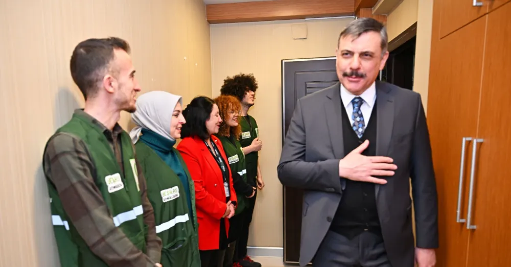 Bağımlılıkla Mücadelede Öncü Rol: Vali Mustafa Çiftçi, Yeşilay Erzurum Şubesini Ziyaret Etti