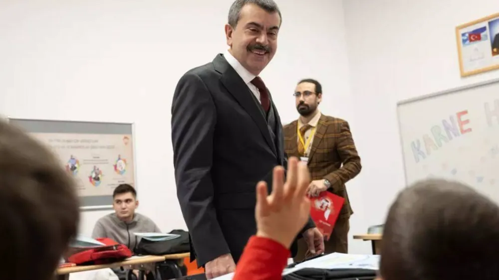 Bakan Tekin