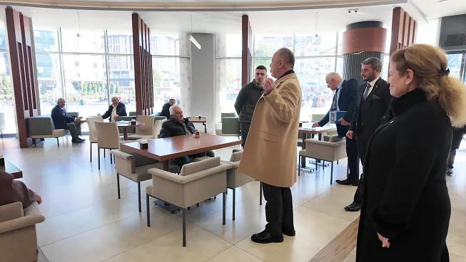 Toptan: “Sosyal Tesislerimiz Emeklilerin ve Öğrencilerin Faydalanacağı Yer Olacak”