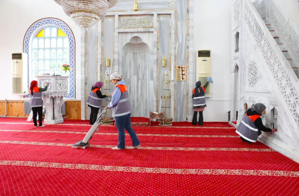 ALTINORDU BELEDİYESİ CAMİLERİ RAMAZAN’A HAZIR HALE GETİRDİ