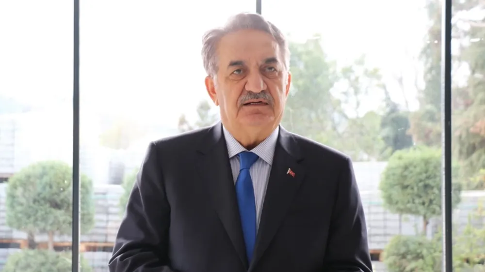 Hayati Yazıcı: Çayeli’nde değişim şart