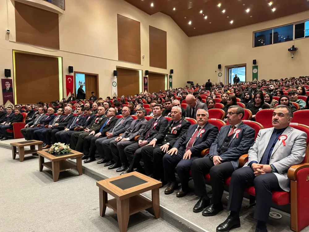 Demirhan Elçin, İstiklal Marşı