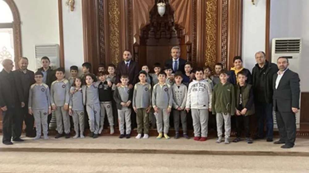 Vali Baydaş’tan Berat Camii Kur’an Kursu’na Ziyaret