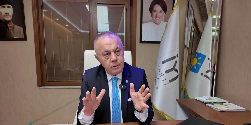 Toptan: “Rahmi Metin’ in Yaptığı Başkanlığı Ben Uyurken Yaparım”