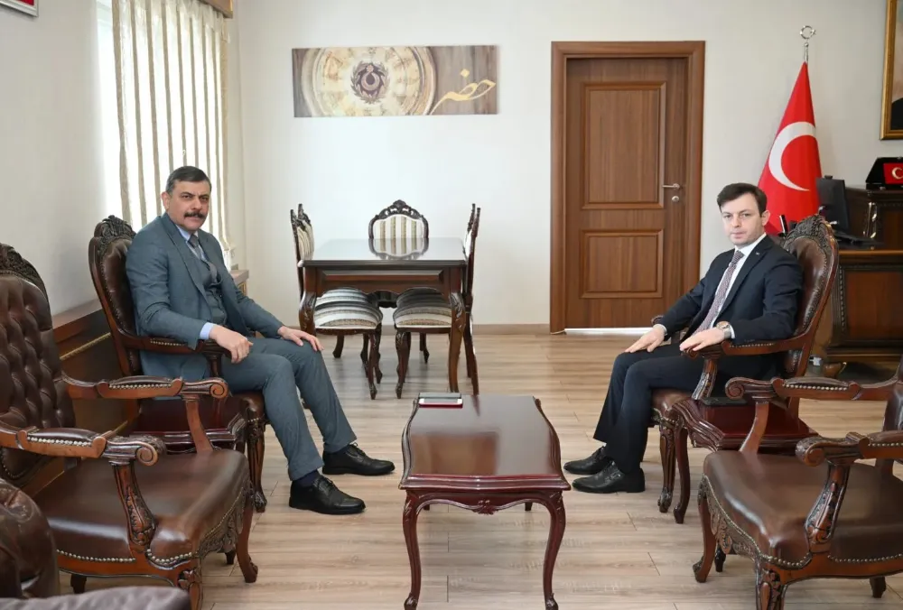 Erzurum Valisi Çiftçi, Çat Kaymakamlığını Ziyaret Etti