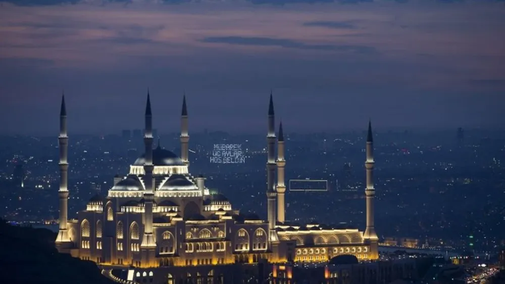Cuma namazı nasıl kılınır? Cuma kaç rekat? Cuma namazının faziletleri...