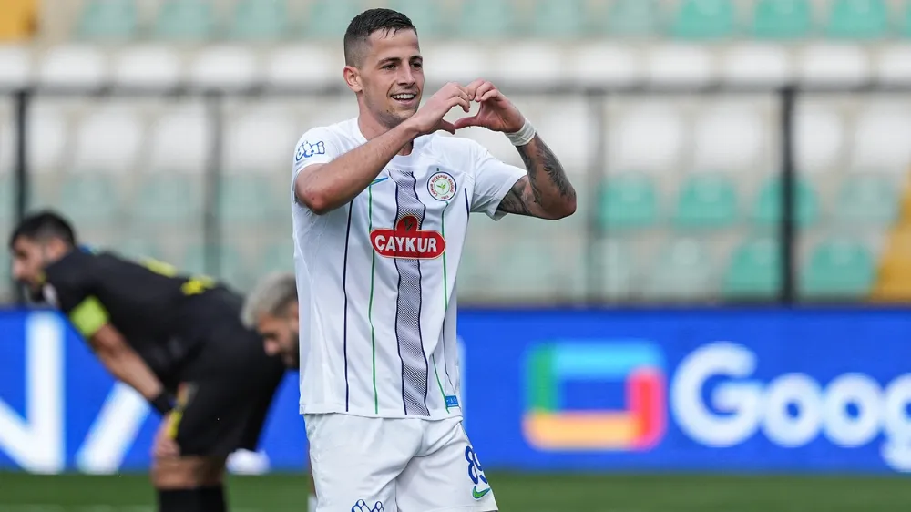 Rizespor, İstanbulspor karşısında farka koştu