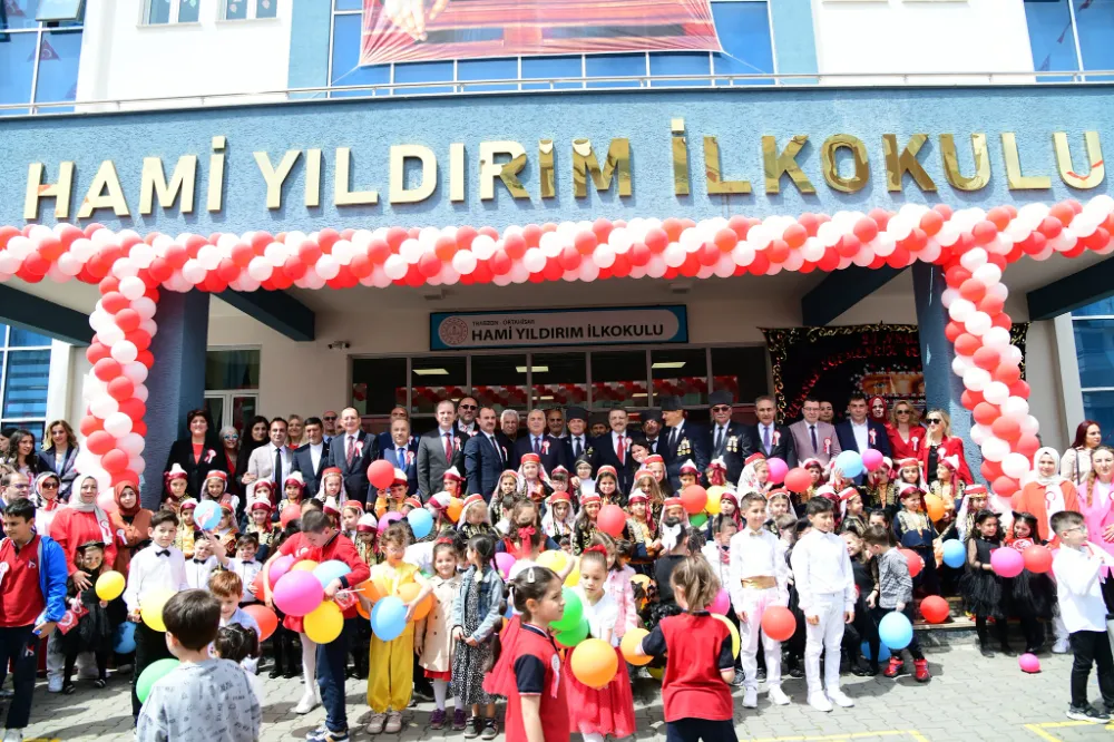 Vali Aziz Yıldırım, 23 Nisan Coşkusuna Hami Yıldırım İlkokulu