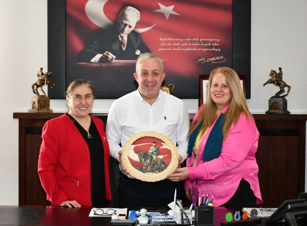 CHP İl Kadın Kolları Yönetimi, Belediye Başkanı Erdem
