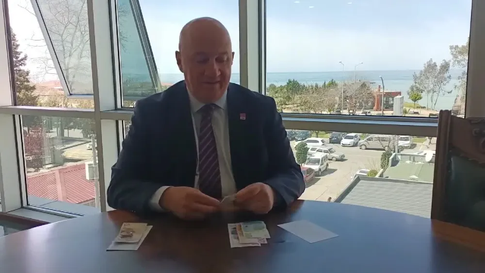 UĞUR BAYRAKTUTAN, SINIR KAPISINDA TÜRK LİRASININ ERİMESİNE TEPKİ GÖSTERDİ