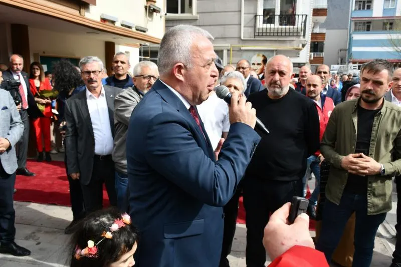 BİLGEHAN ERDEM BAŞKANLIĞI DEVRALDI