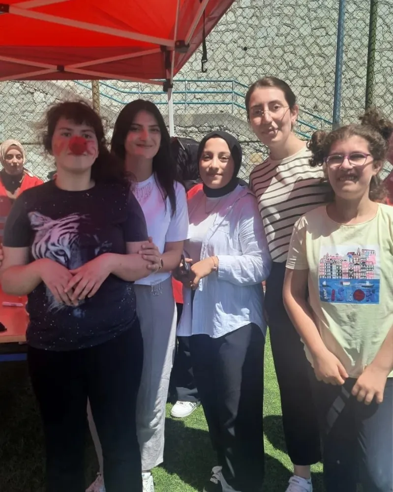 Çoruh Yurdu Öğrencileri, Bahar Şenliğinde Özel Eğitim Okullarıyla Buluştu