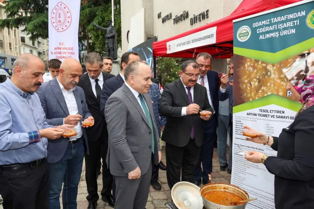 Artvin Valisi Cengiz Ünsal, 