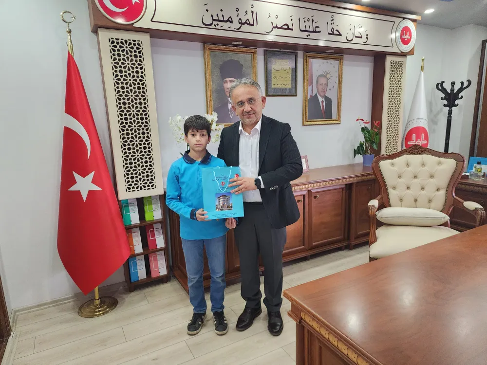 Abdulhamit Yılmaz, Bayburt İl Müftüsü Tarafından Tebrik Edildi