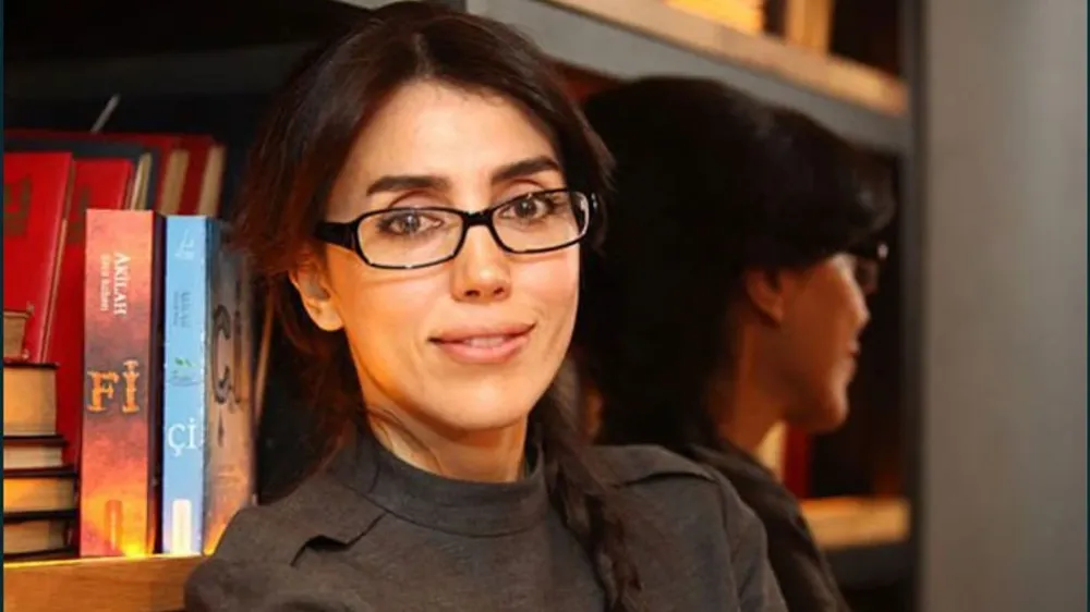 Azra Kohen kimdir hayatı? Kaç Yaşında, Babası Kim?