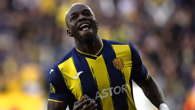 Komşu Rakip Oldu