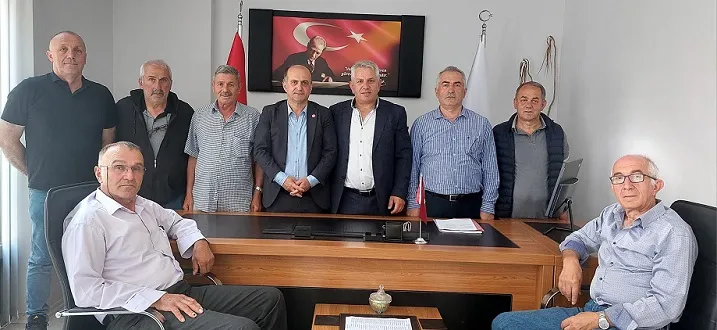 İkizdere Muhtarlar Derneği Başkanlığına Rahmi Ekşi Seçildi