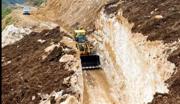 Ardeşen Yaylaları Kar Engeline Karşı Açılıyor!