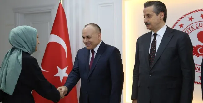 Artvin Valiliğinde bayramlaşma töreni yapıldı