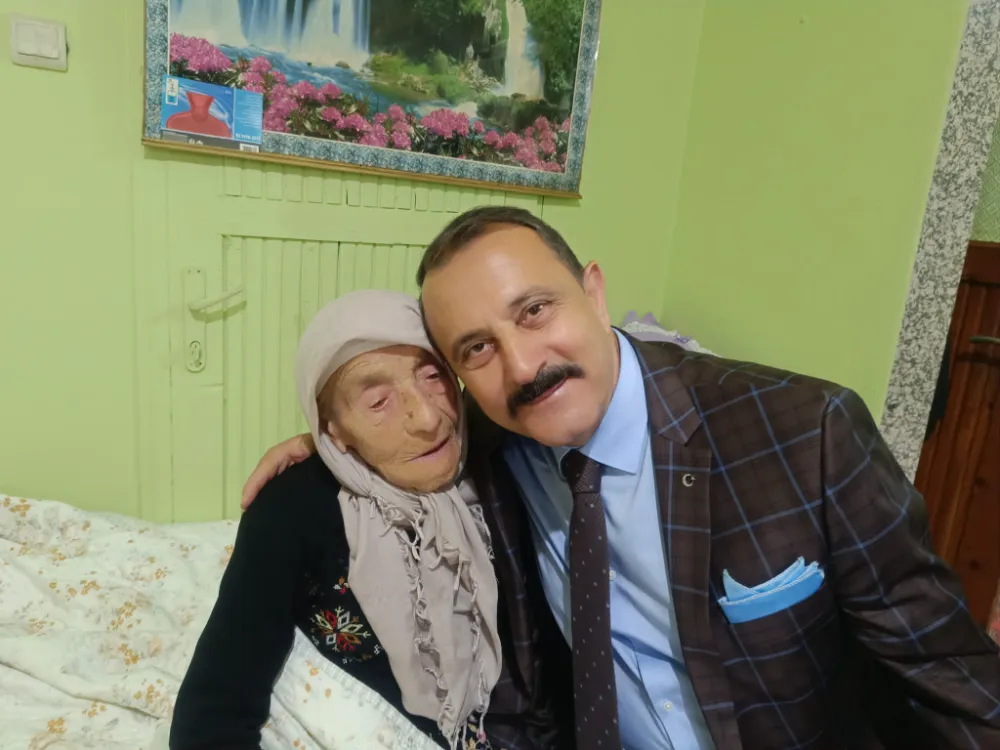 Kıran Mahallesinde Dayanışma Rüzgarları Estiren Başkan Koçal, Vatandaşların Dualarını Aldı