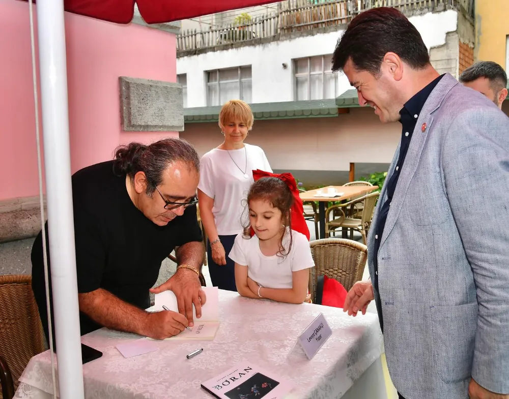 Ortahisar Belediye Başkanı Ahmet Kaya, Sanatevi