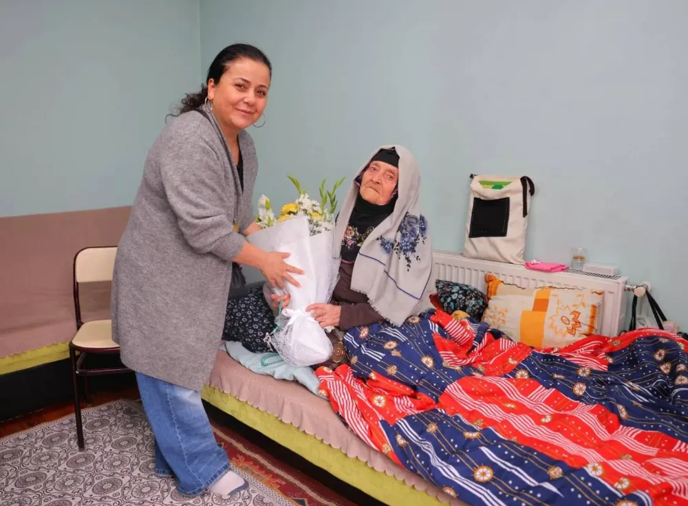 Bayburt Valisi Mustafa Eldivan, Çiğdemtepe Köyü Yaşlılarını Ziyaret Etti
