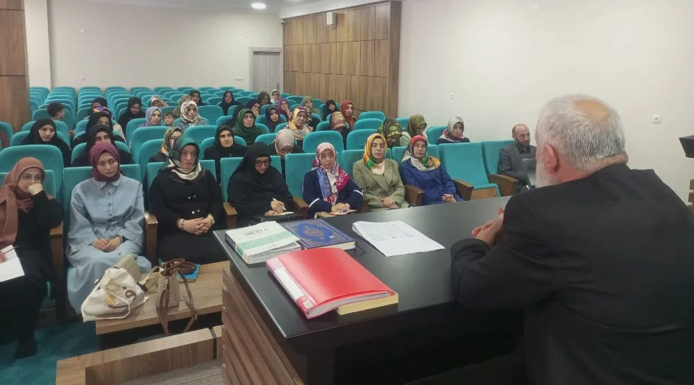 Pedagoji ve Mahremiyet: Bayburt’ta Yaz Kur’an Kurslarına Özel Seminer