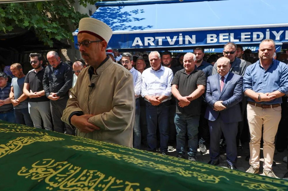 Vali Cengiz Ünsal, Mete Okumuş