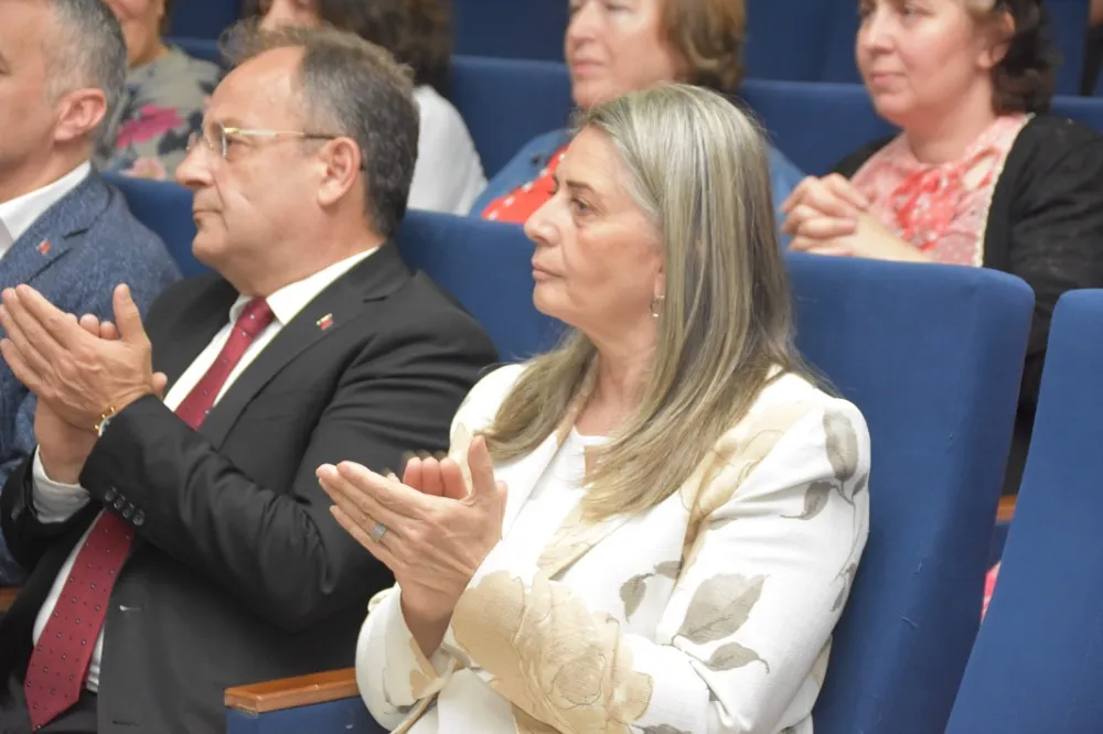 Erol Haydar Pekşen Yeniden CHP Yomra İlçe Başkanı Seçildi
