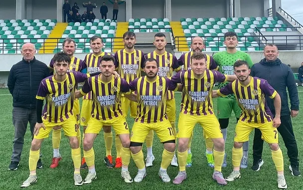 Güneysu Ulucamispor Namağlup Şampiyonluk yolunda 4-2