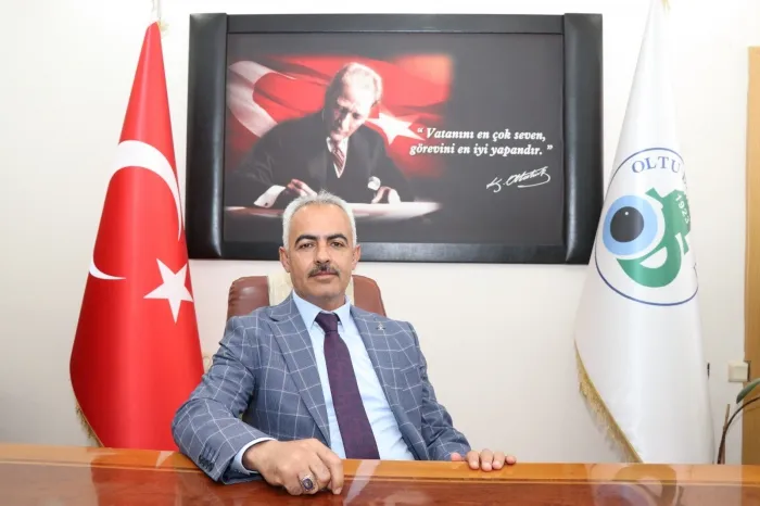 Oltu Belediye Başkanı Adem Çelebi’den 15 Temmuz Mesajı