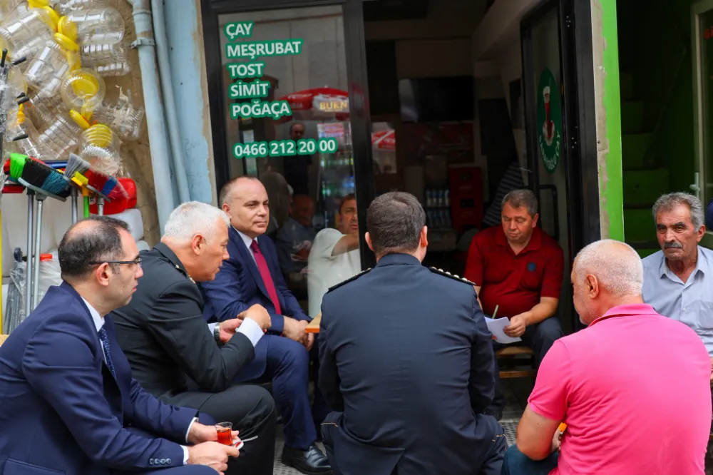 Vali Cengiz Ünsal