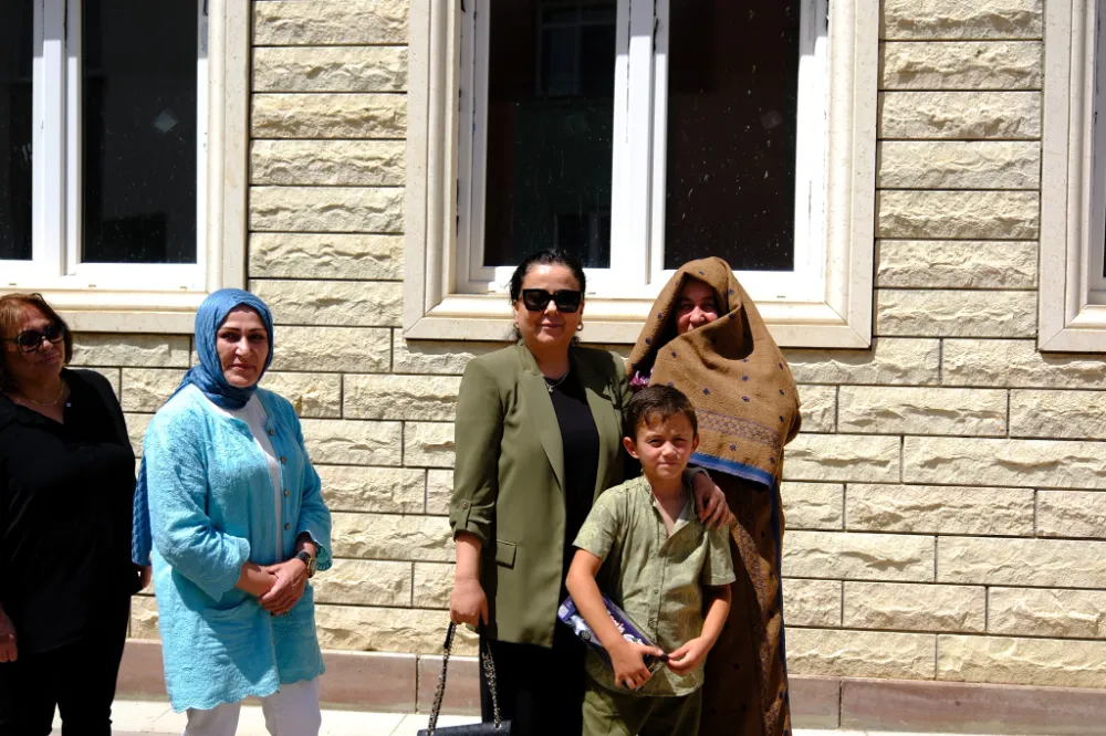 Yedigözeler Köyü’nde Emekçi Kadınlara Destek: Meltem Eldivan’ın Anlamlı Ziyareti