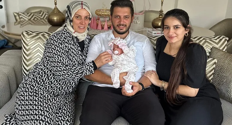 Alanya’daki Rizeli İç Mimar Muhammed Ensar Toprak İlk Kez Baba Oldu