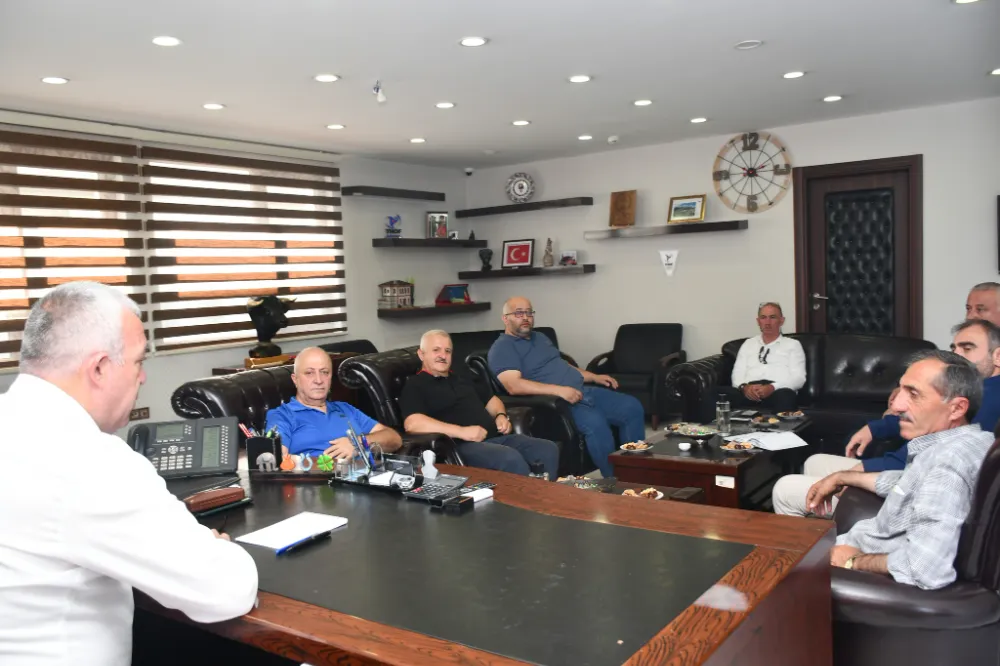 Bilgehan Erdem ve Mahalle Muhtarları Sorunları ve Çözümleri Görüşmek Üzere Toplandı