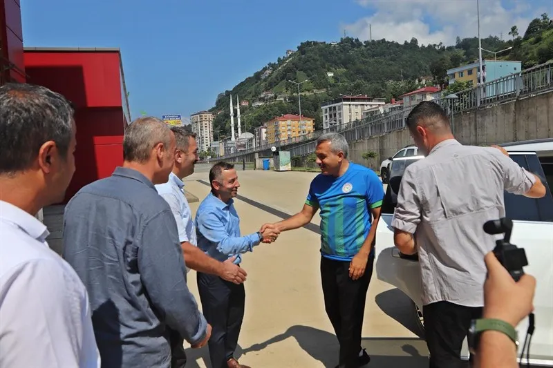 Vali Baydaş Yaz Spor Okullarını Gezdi
