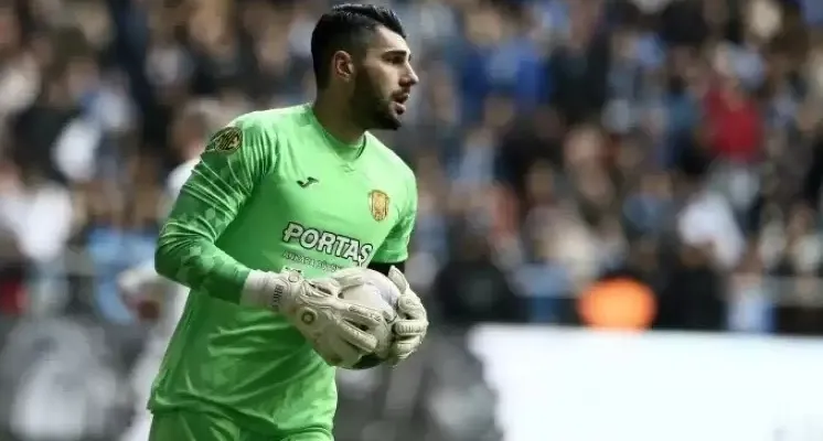 Rizespor Gökhan Akkan ile Nikâh Tazeledi